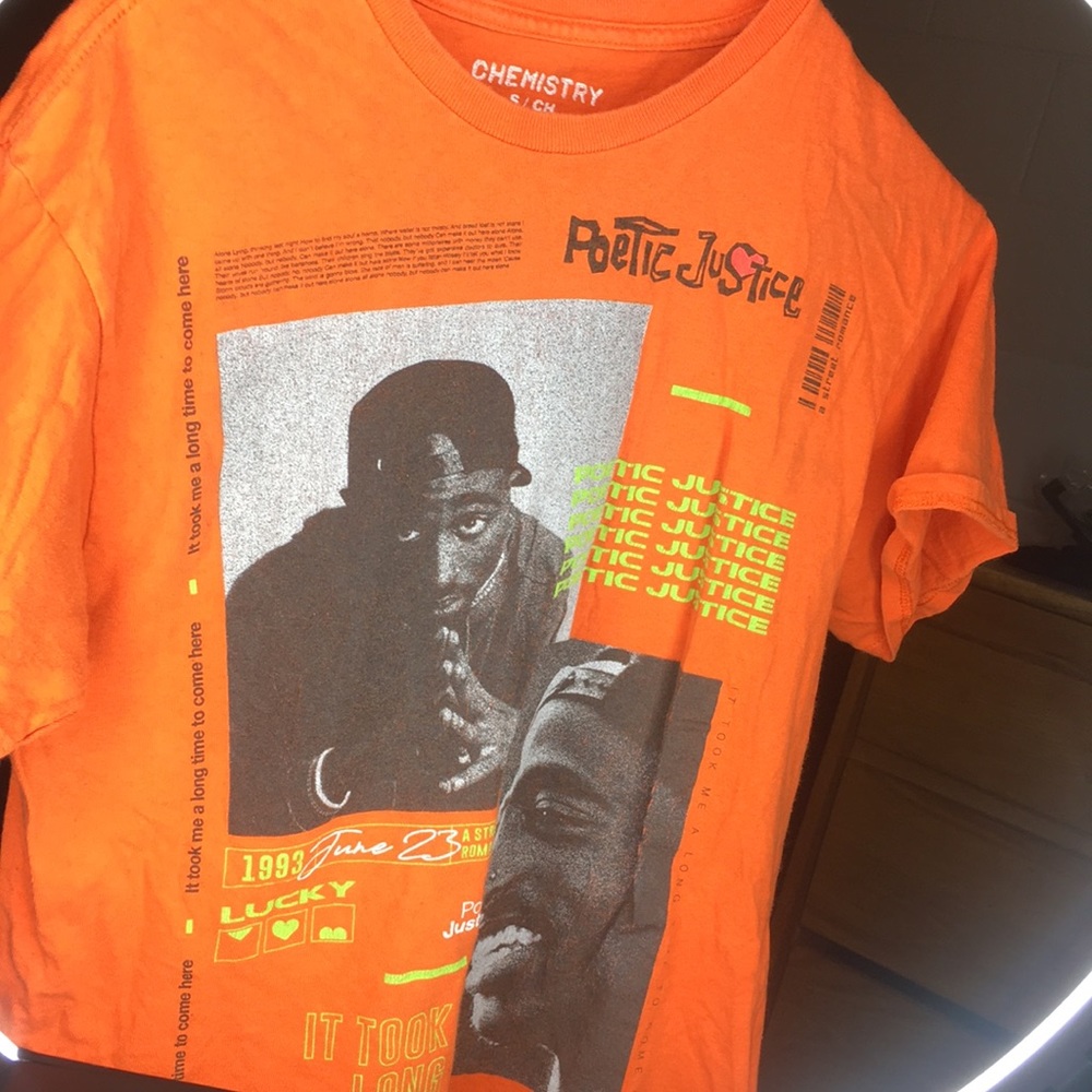 Tupac shirt from Fashion Nova..